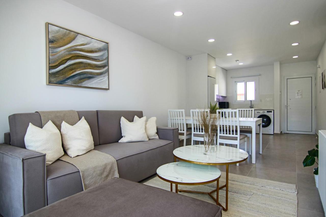 Phaedrus Living: Seaview Luxury Flat Limnaria 114 Apartment Paphos Bagian luar foto